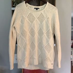 American eagle diamond pattern sweater